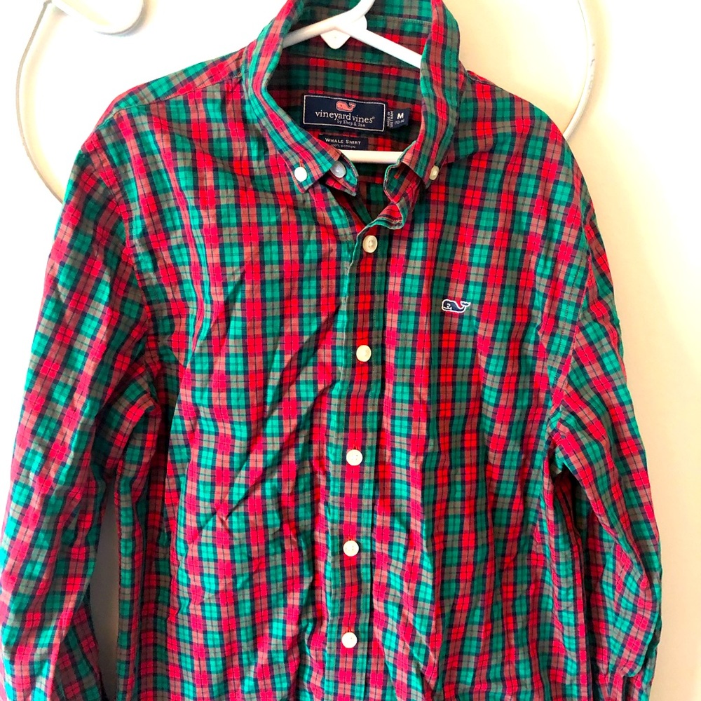 Vineyard Vines Christmas plaid button down shirt Boys size M